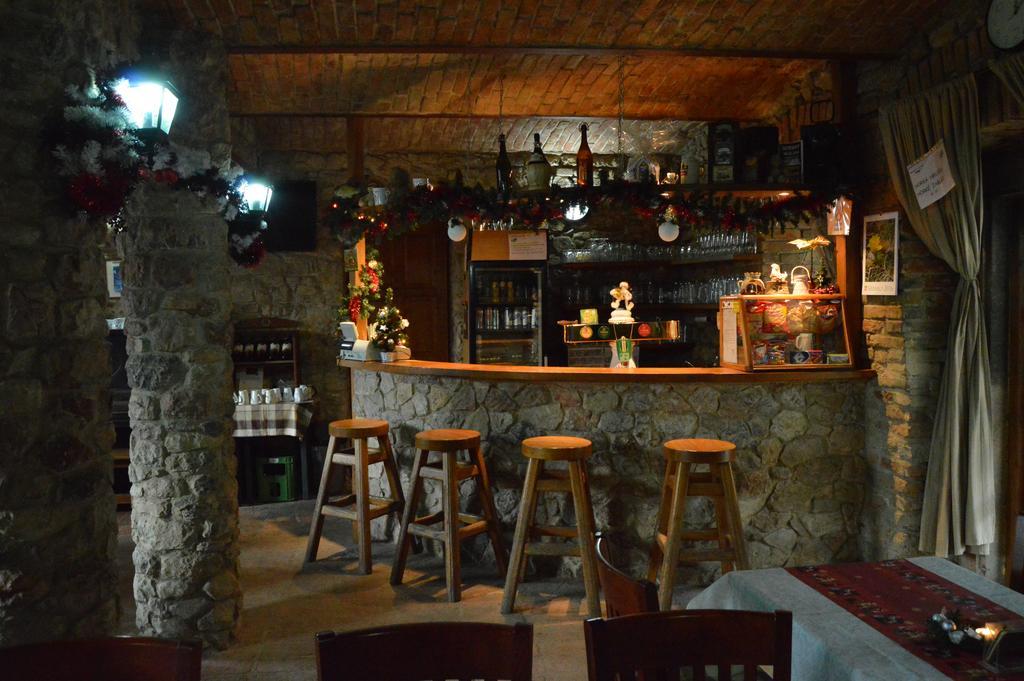 Restaurace A Penzion U Lva Karlstejn Exterior photo